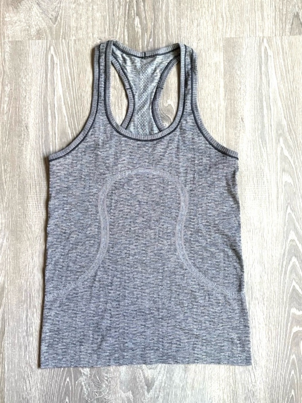 Lululemon Swiftly Tech Racerback Women’s Size 6